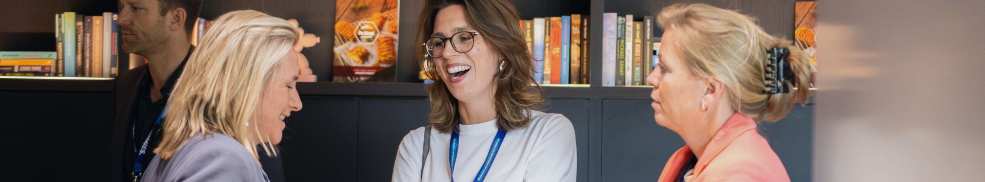 Violette van Gisbergen - Kennisartikel Header - 8 tips voor een goed introductieplan om van Retail naar Foodservice te gaan