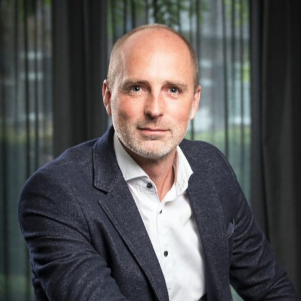 Gijs Verbaten van Menuez International