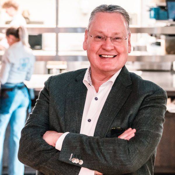 HOMiES Interim Prof Kees van Wezel 600 x 600 pixels