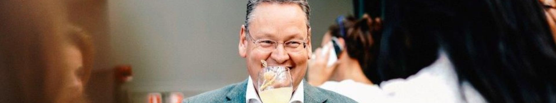 HOMiES Professional Kees van Wezel 600 x 600