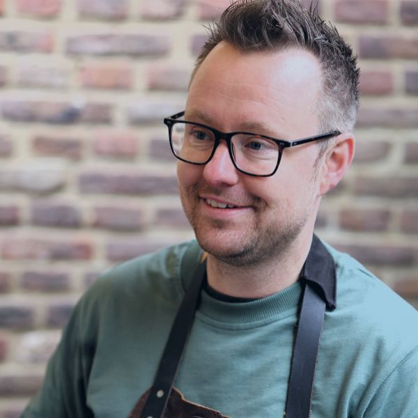 HOMiES StartUps KMAZO Contact