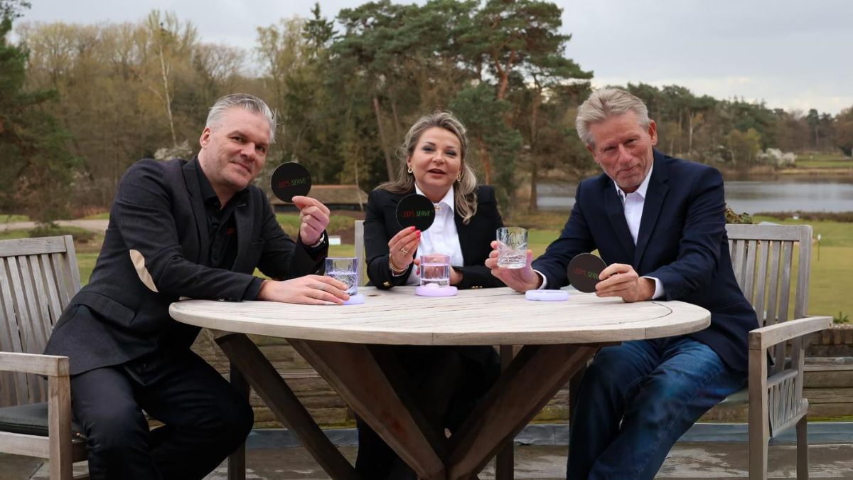 LEDs Serve - Een slimme ordercoaster voor meer omzet en gastbeleving 1
